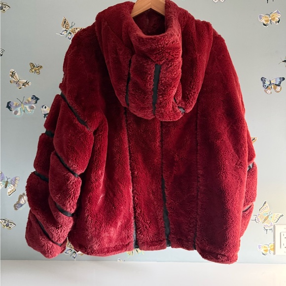 ALO Knock Out Faux Fur Jacket - Picture 2 of 10